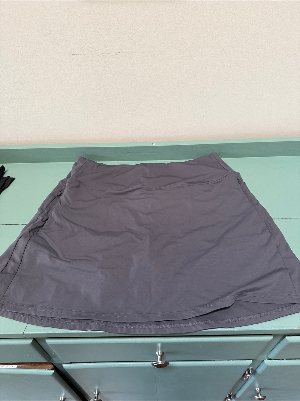 Active Skort in Dark Gray
